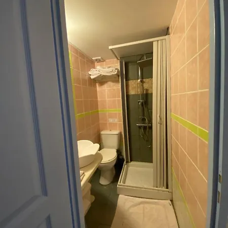 ゲストハウス ペンション デラ ノンナ