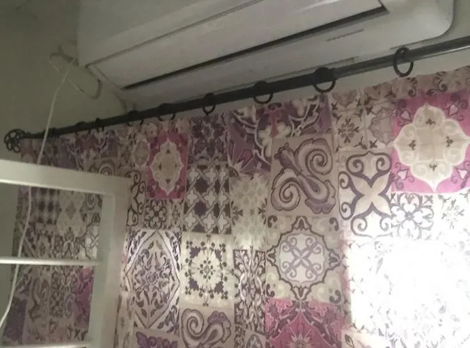 Della Nonna בית הארחה 3*